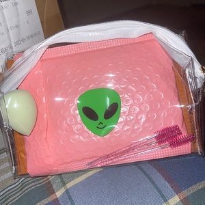 Makeup bag